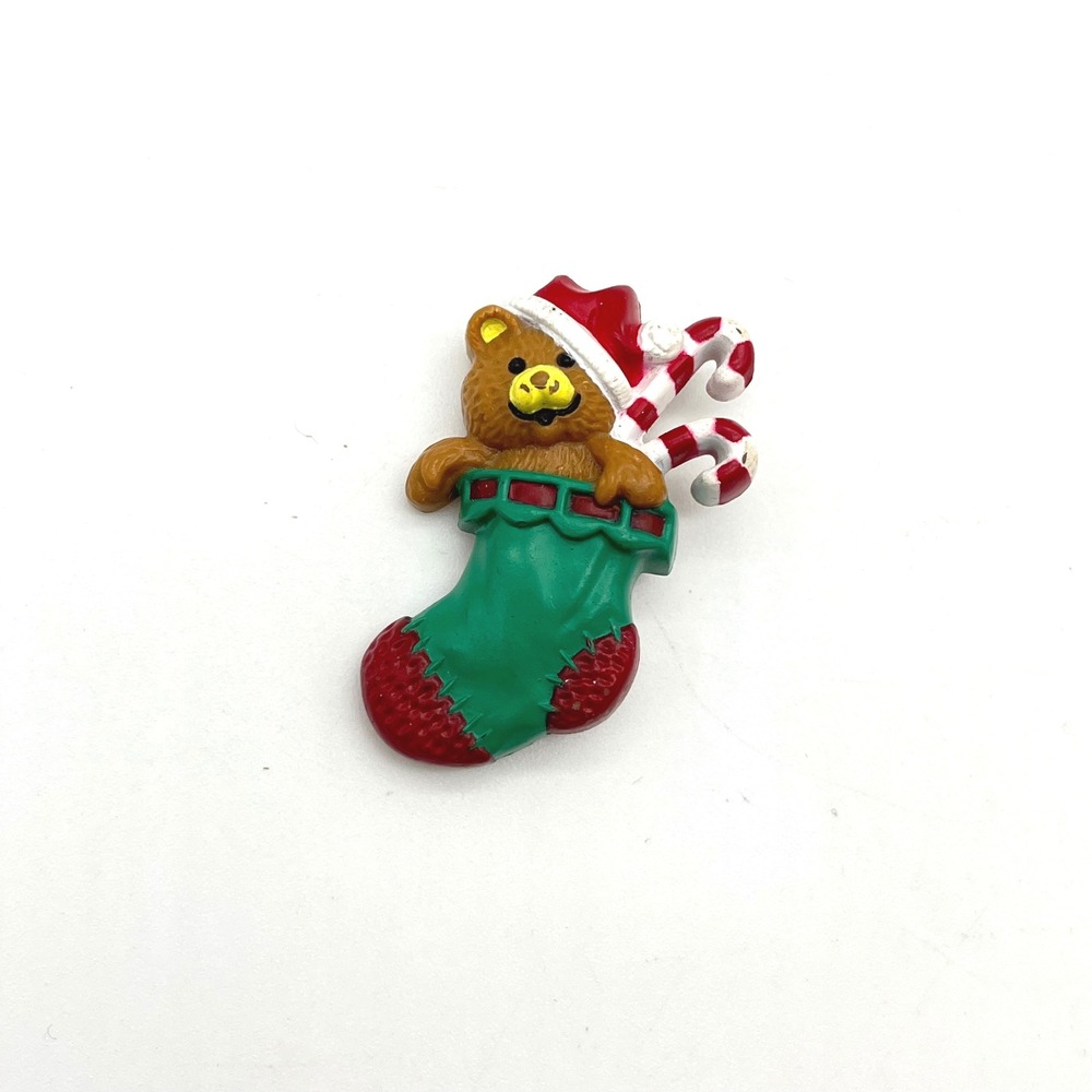 Vintage 1985‎ Hallmark Christmas Teddy Bear in Stocking Pin Brooch Holiday